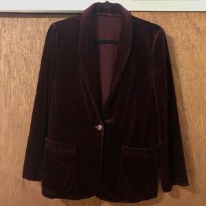 Velvety Burgundy Woman’s Blazer
